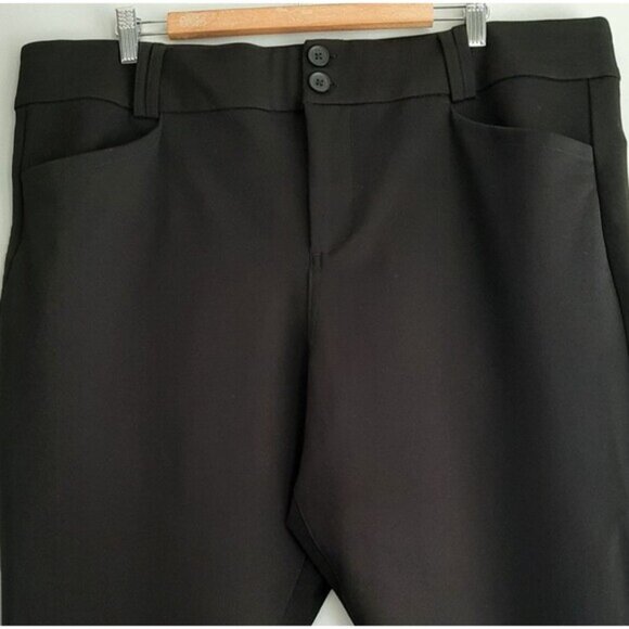 Studio by TORRID / High Waist Ankle Crop Stretch Slim Pants Black Sz 24 R - Picture 3 of 11